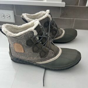 SOREL Out N About Plus Duck Boot